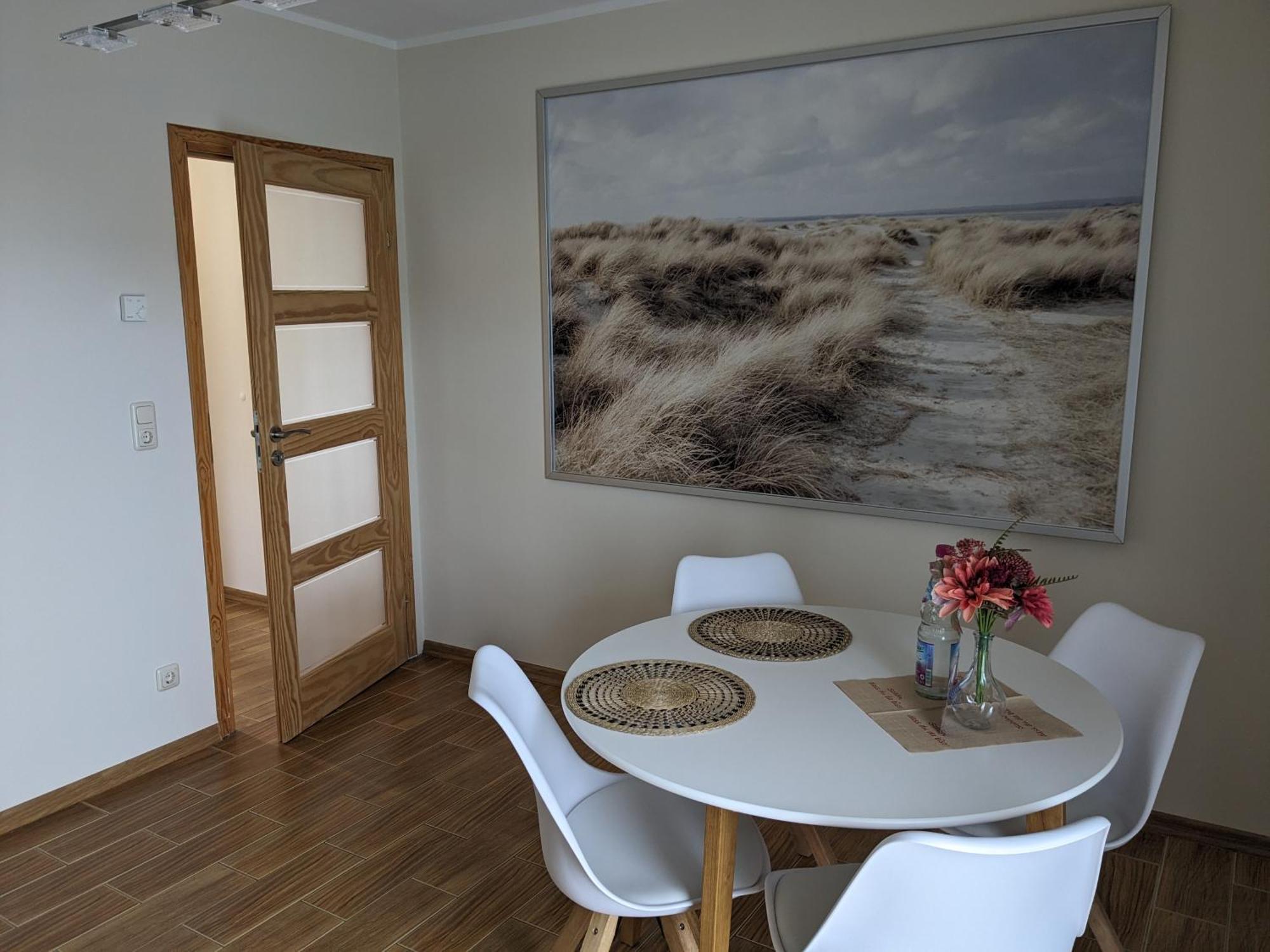 Ferienwohnung Am Nordstrand อัลท์ชวเริน ภายนอก รูปภาพ